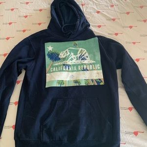 Men’s Small California Republic sweatshirt